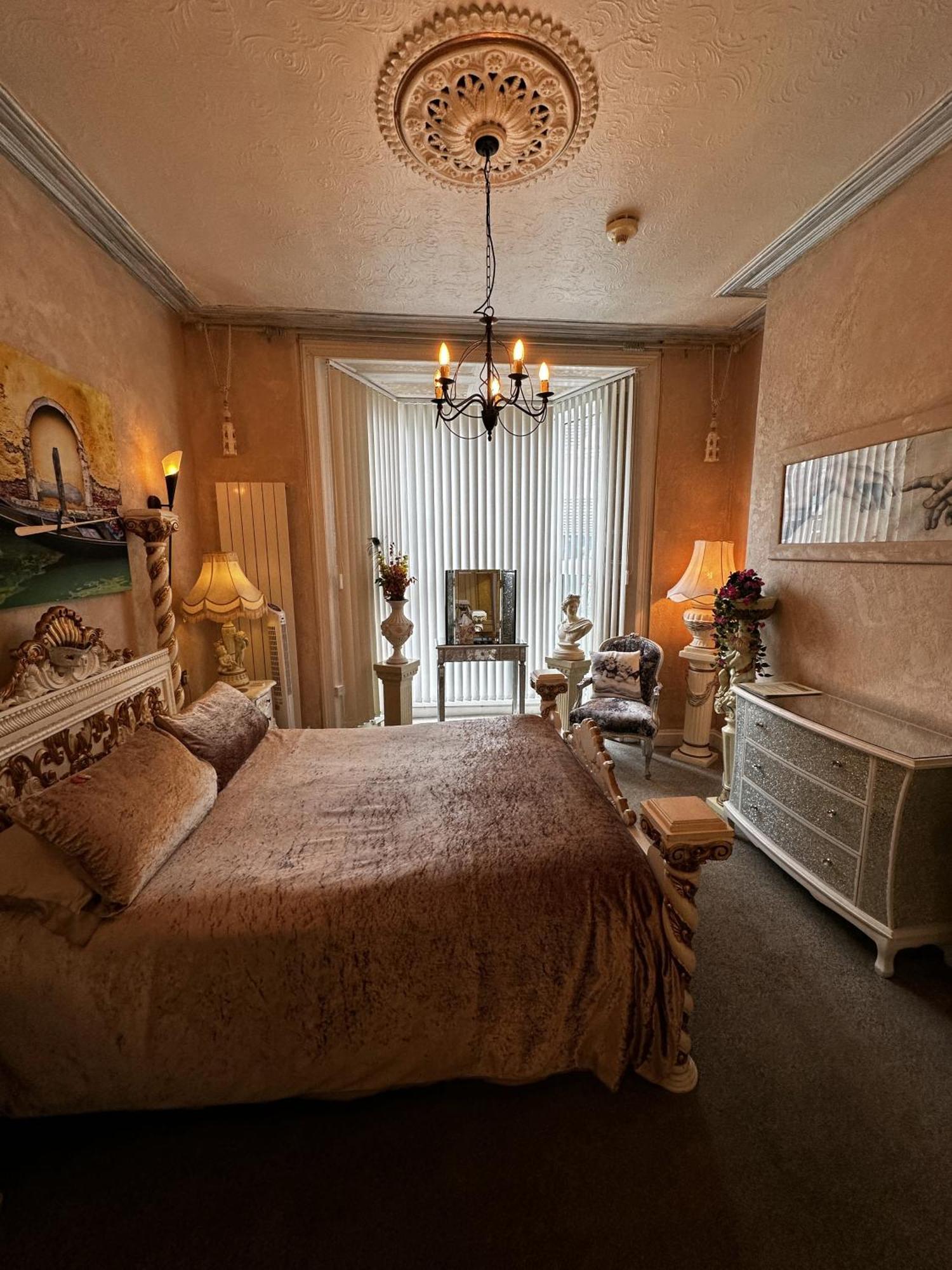 Guest house The Mirador Boutique Town House