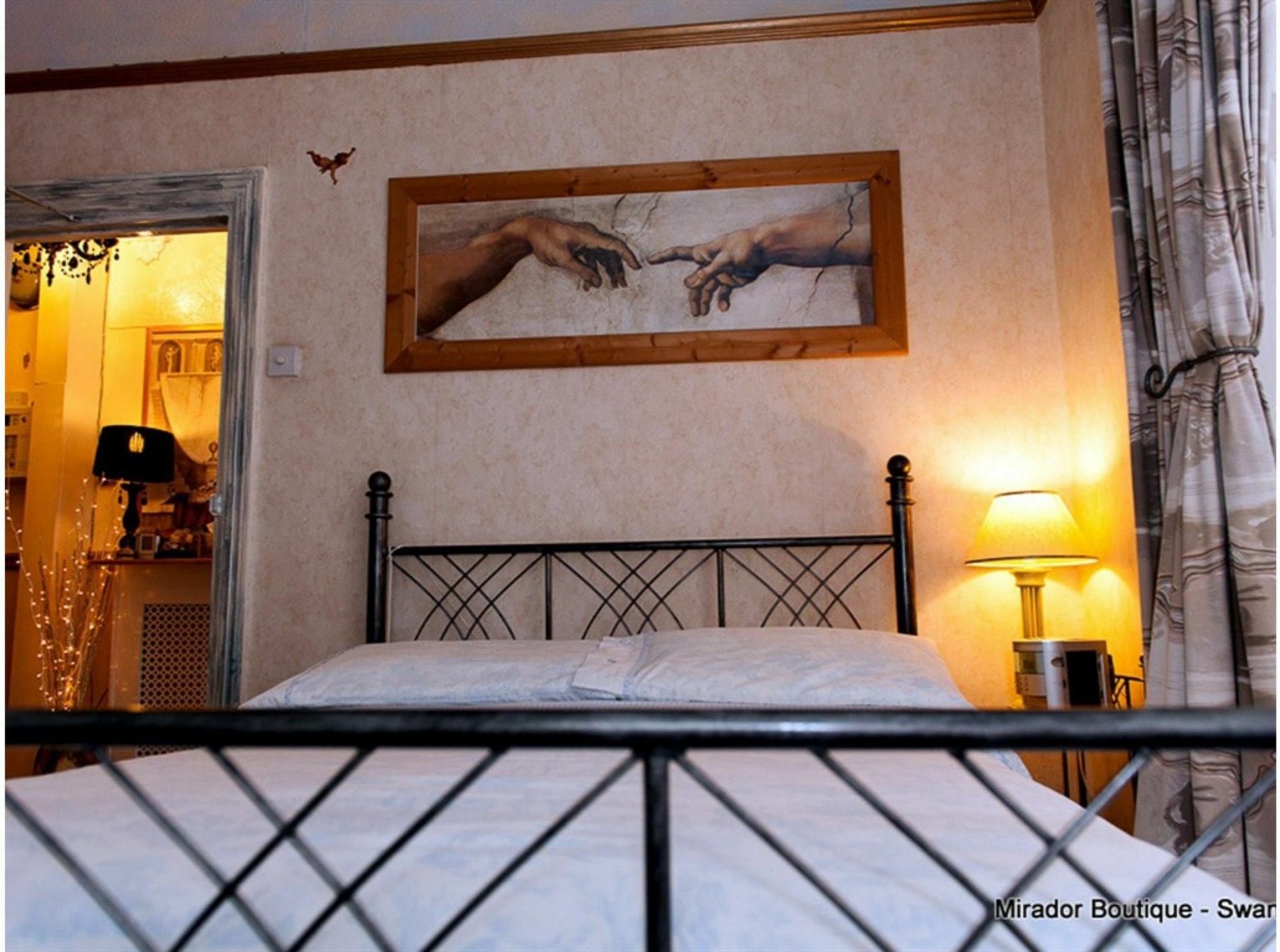 The Mirador Boutique Town House Swansea