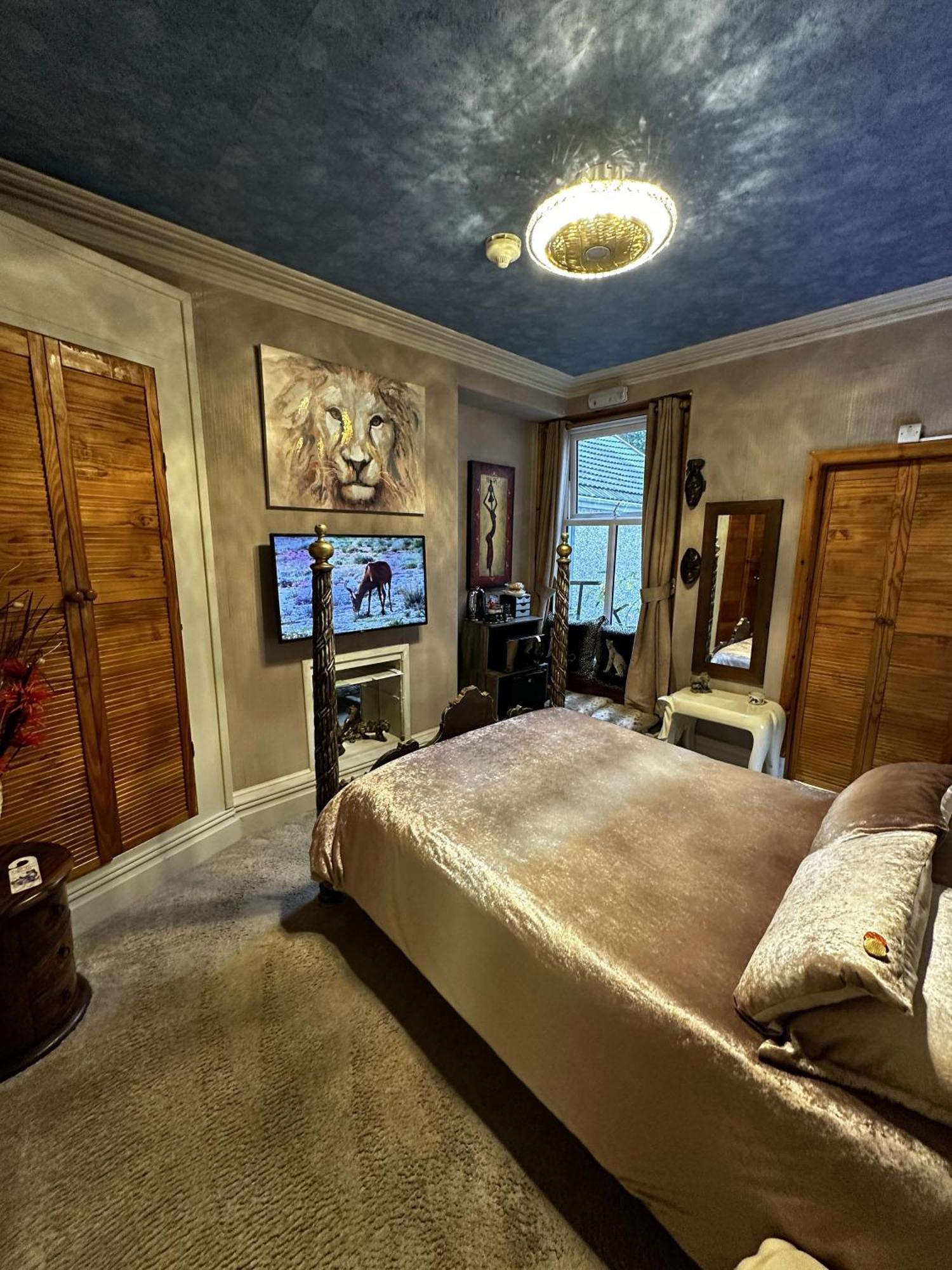 The Mirador Boutique Town House Swansea